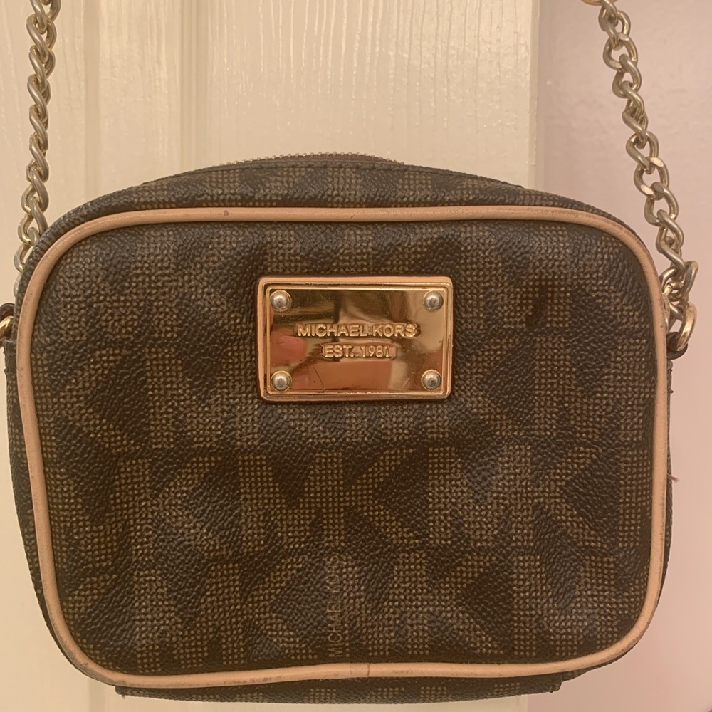 Michael Kors crossbody purse. Og $125.